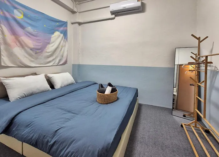 Townhouse At Yaek Lam Sali Station For 6 Pax